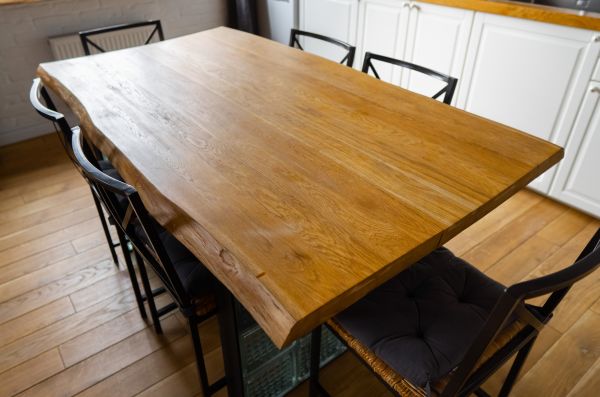 Table Assembly in Reading